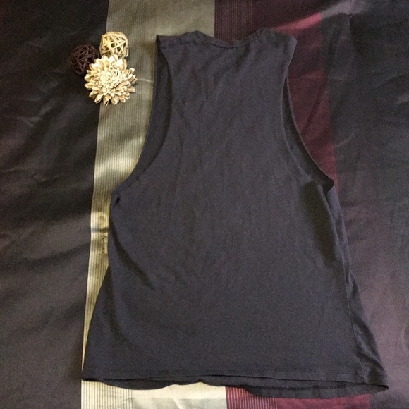 Tank top - Picture 3 of 4